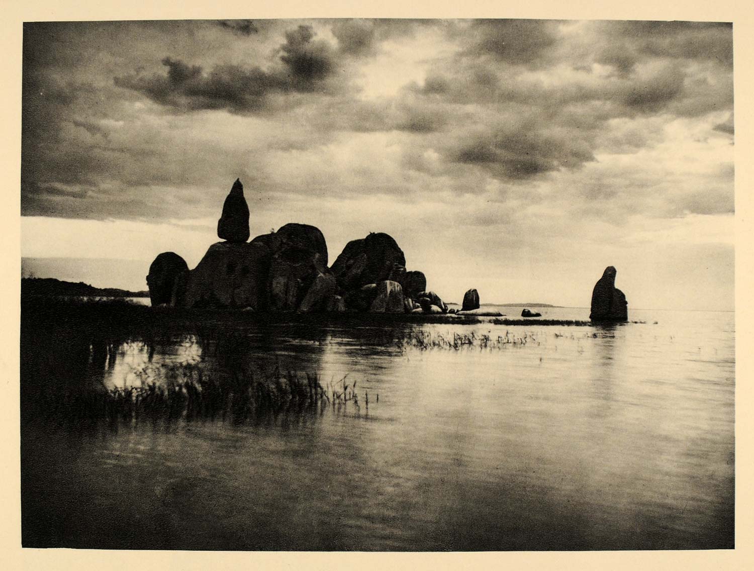 1930 Lake Victoria Nyanza Rocks Africa Photogravure - ORIGINAL PHOTOGRAVURE AF2