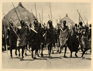1930 Africa Shilluk Warriors Village Hugo A. Bernatzik - ORIGINAL AF2