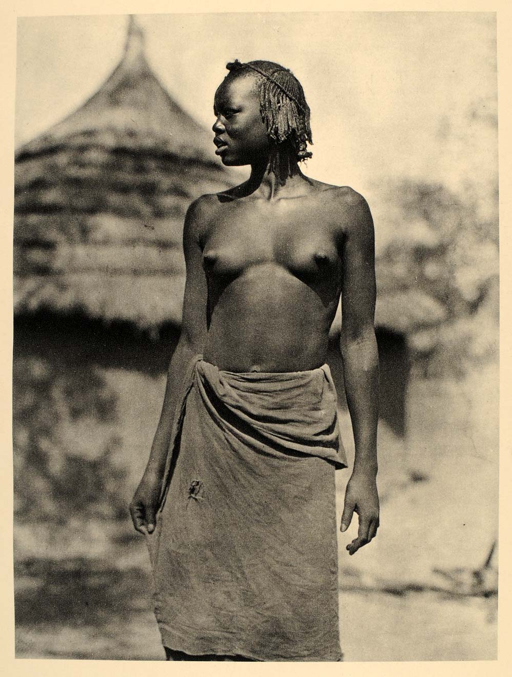 1930 Africa Eliri Girl Costume Sudan Hugo Bernatzik - ORIGINAL PHOTOGRAVURE AF2