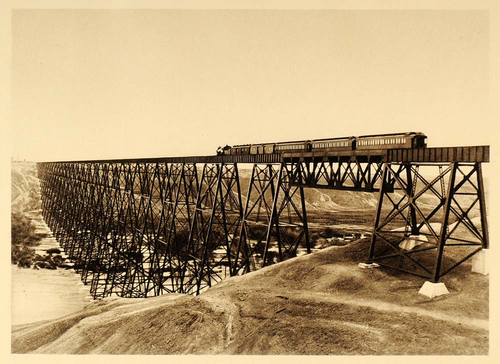 1926 Lethbridge Viaduct High Bridge Railroad Alberta - ORIGINAL CAN2