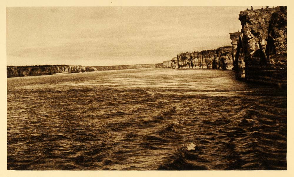 1926 Ramparts Mackenzie River Northwest Territories - ORIGINAL PHOTOGRAVURE CAN2