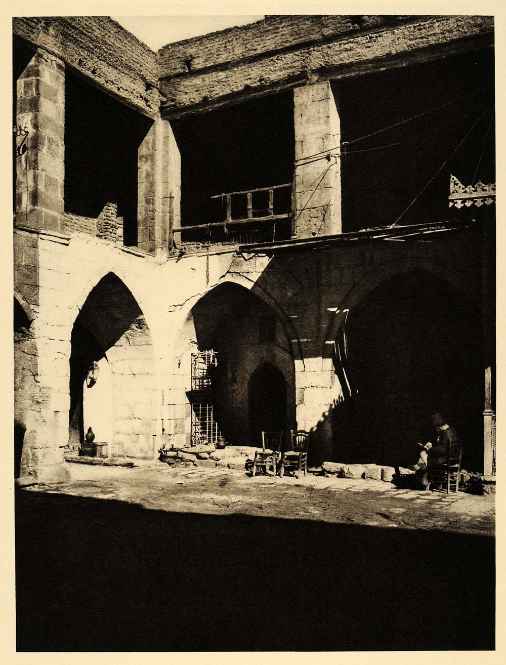 1929 Cairo Egypt Inn Merchant Balcony Architecture - ORIGINAL PHOTOGRAVURE EG1