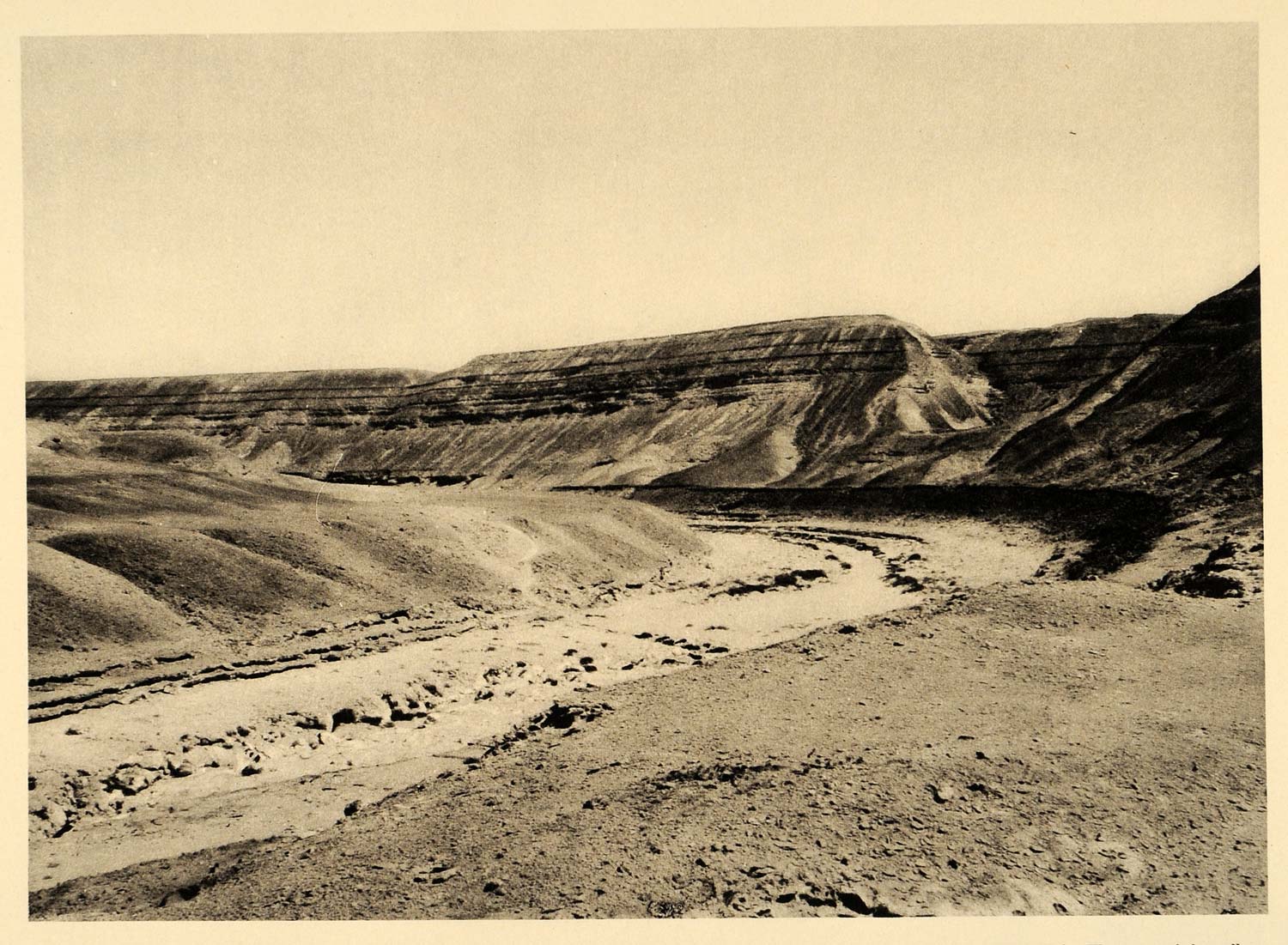 1929 Wadi Hof Helwan Egyptian Desert Valley Landscape - ORIGINAL EG1