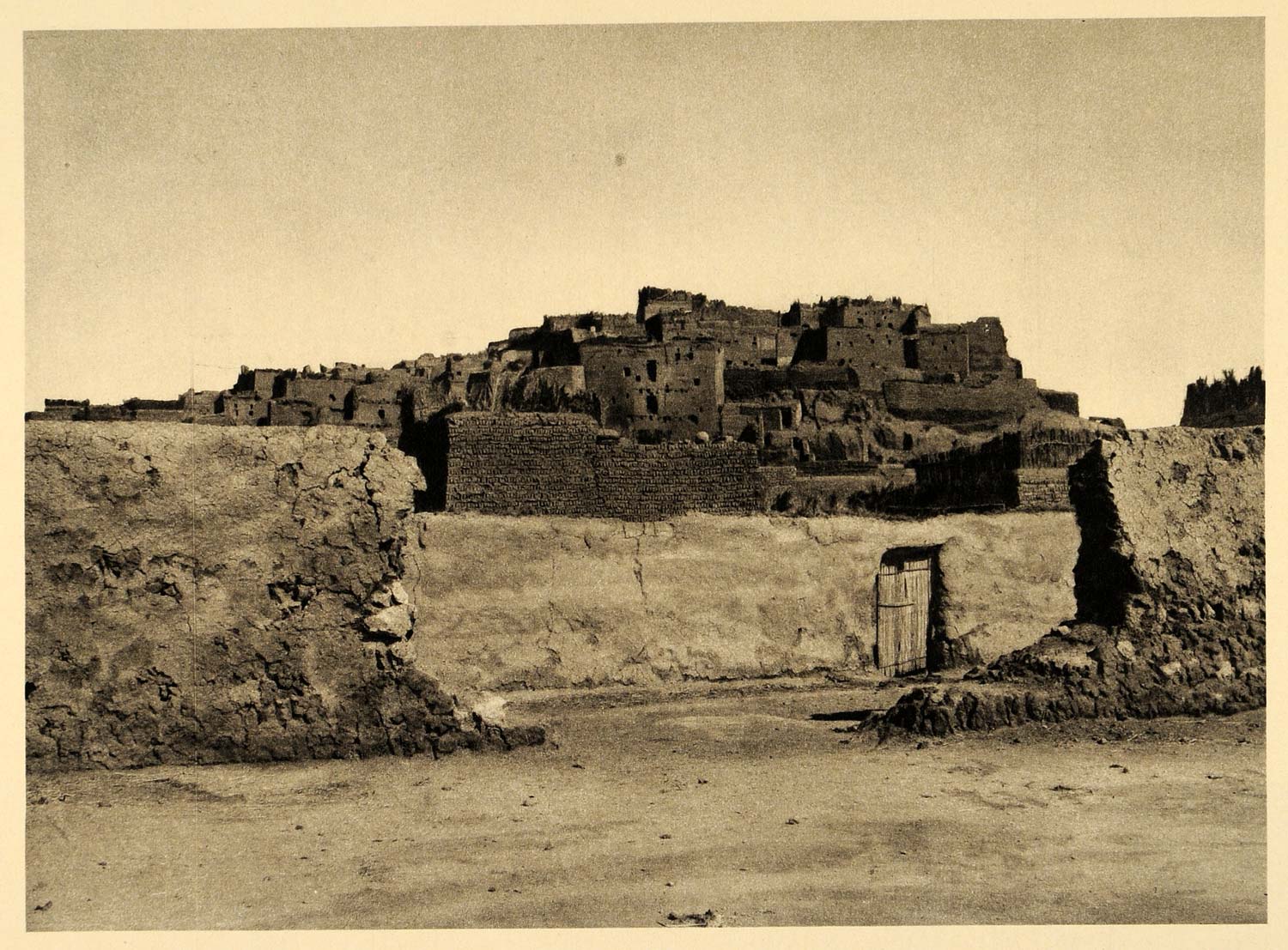 1929 Dakhla Oasis Egypt Mut Village Wall Architecture - ORIGINAL EG1