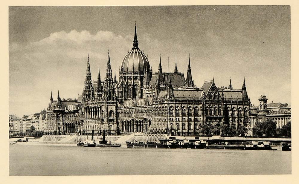 1943 Budapest Parliament Hungary Orszaghaz Danube River - ORIGINAL EUR1