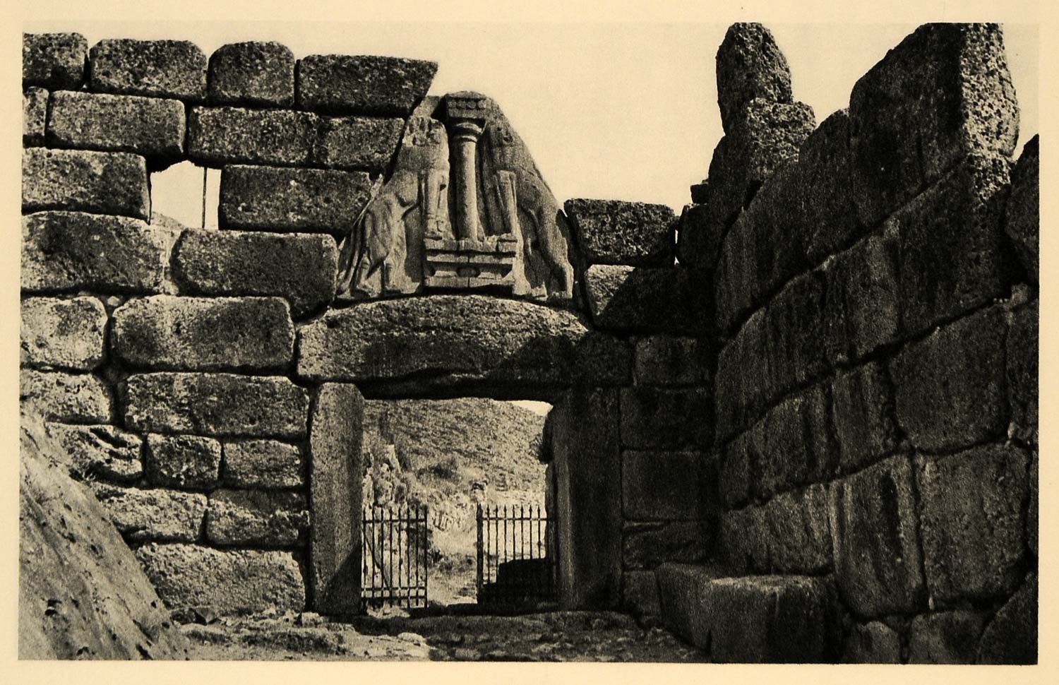 1943 Mykenai Mycenae Greece Lion Gate Lionesses Ruin - ORIGINAL EUR2