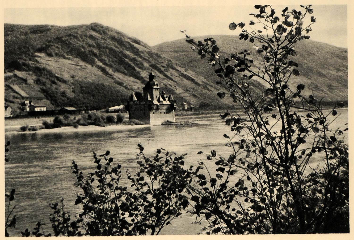1943 Kaub Rhein Rhine Germany Burg Pfalzgrafenstein - ORIGINAL PHOTOGRAVURE EUR2
