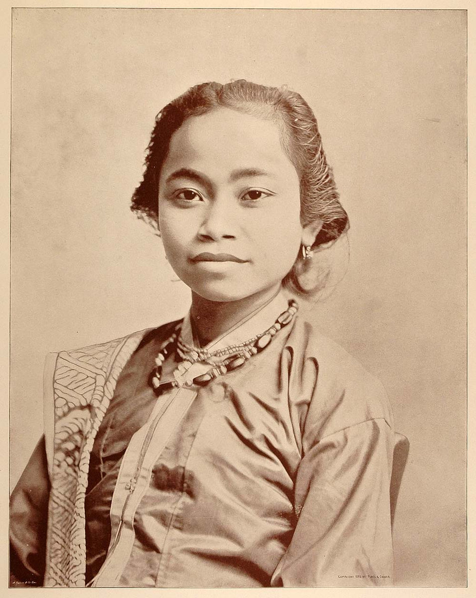 1893 Chicago World's Fair Portrait Ethnic Javanese Woman Java Costume ...