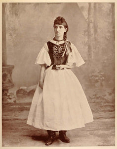 1893 Chicago World's Fair Portrait Hungarian Gypsy Queen Roma Romani Costume