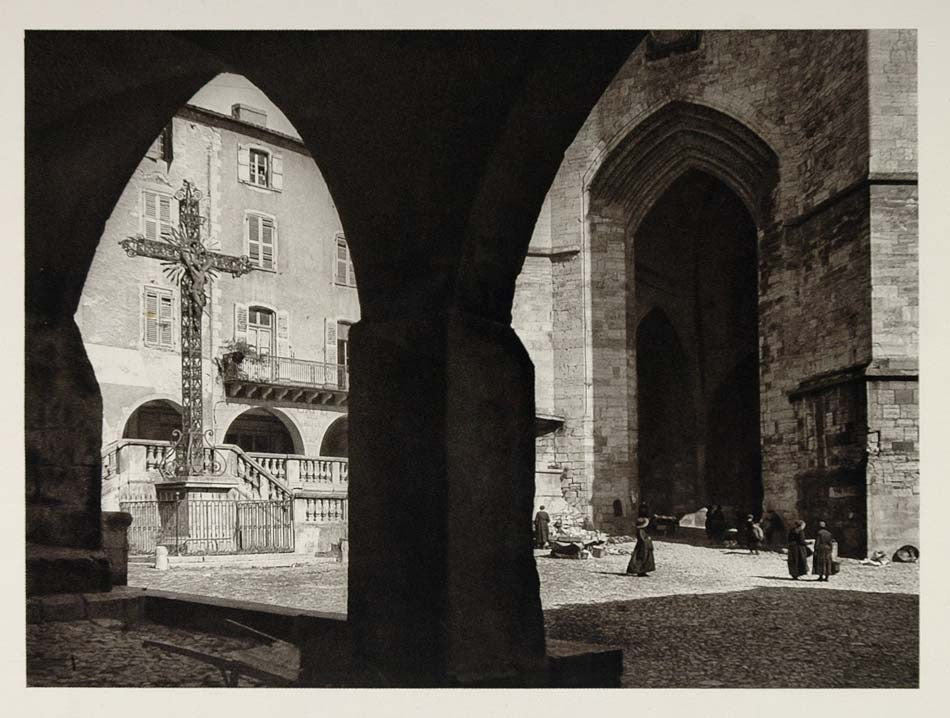 1927 Place Notre Dame Villefranche-de-Rouergue France - ORIGINAL PHOTOGRAVURE