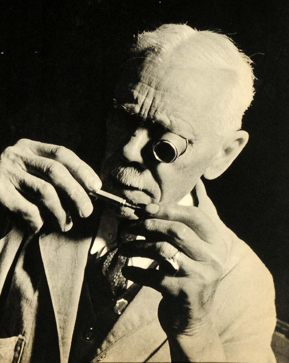 1940 Print Pratt Whitney Toolmaking Portrait Eyeglass Dmitri Kessel Aircraft FZ2