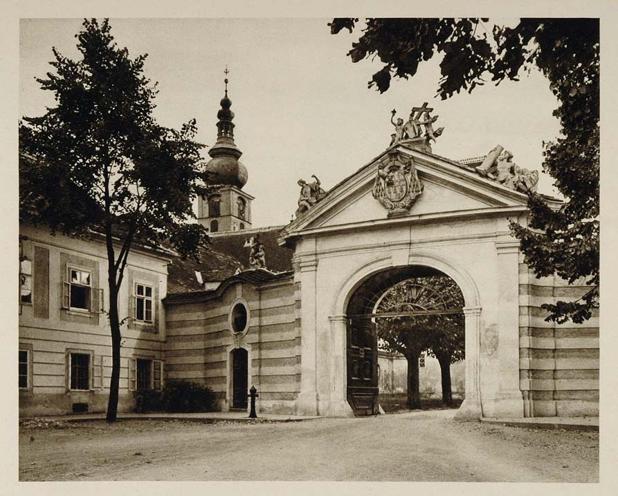 1928 Archway Bishop's Palace St. Sankt Polten Austria - ORIGINAL GER1
