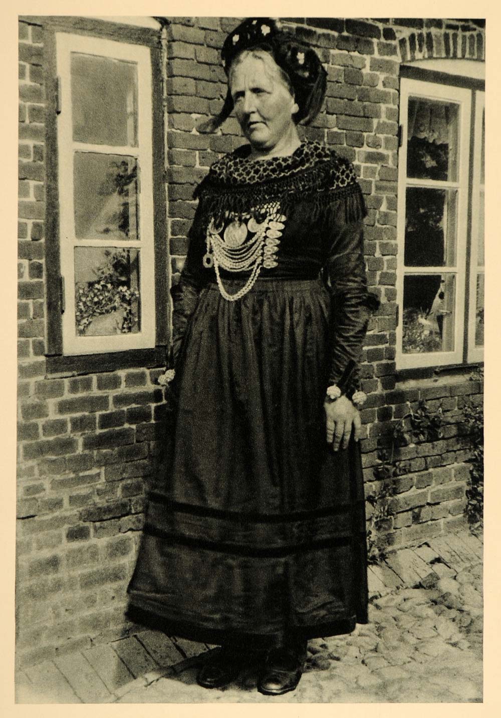 1927 Woman Folk Costume Black Apron Halligen Germany - ORIGINAL HAL1