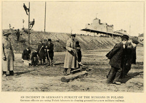 1915 Print German Officer Polish Workers Railroad WWI - ORIGINAL HISTORIC ILW2