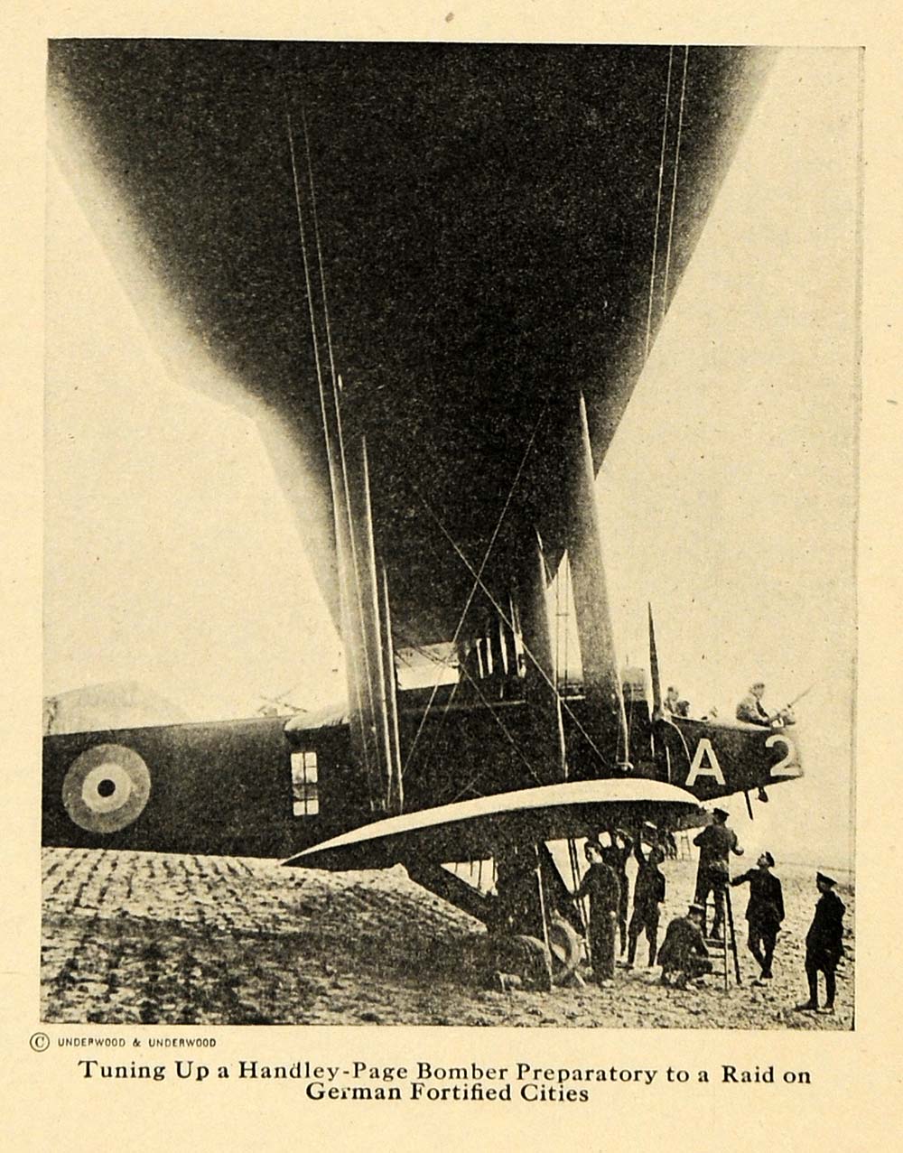 1918 Print Handley-Page Bomber Plane Tune Up Raid WWI - ORIGINAL HISTORIC ILW2