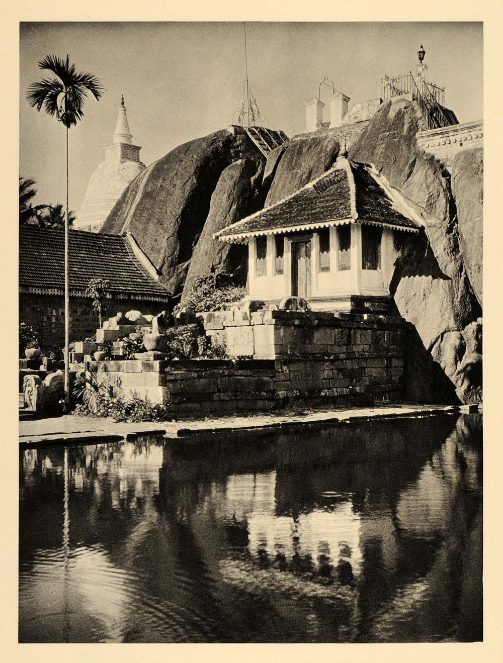 1929 Photogravure Isurumuniya Buddhist Temple Anuradhapura Sri Lanka Ceylon