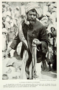 1921 Print Snake Charmer Benares Benaras Varanasi Kasi India Street Scene NGM7