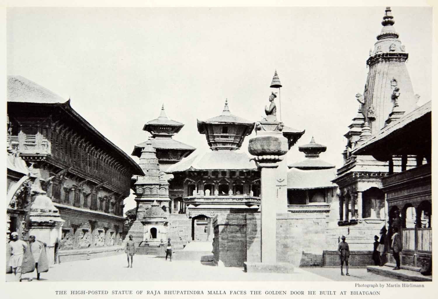 1935 Print Raja Bhuoatindra Mall Golden Door Bhatagaon Buddism Monument NGMA5