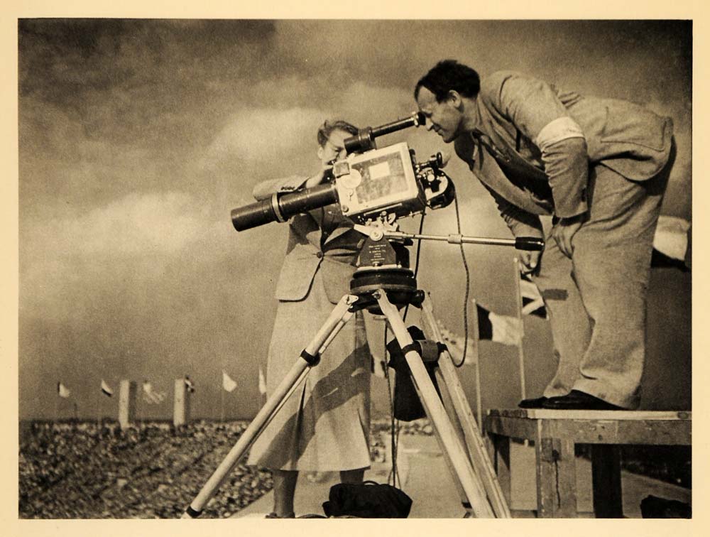 1936 Olympics Walter Hege Film Camera Filming Stadium - ORIGINAL OL1