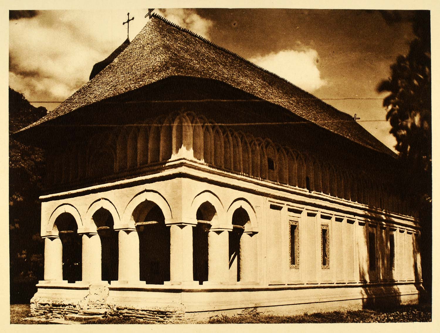 1932 Megosoaia Palace Church Romania Architecture - ORIGINAL PHOTOGRAVURE RM4