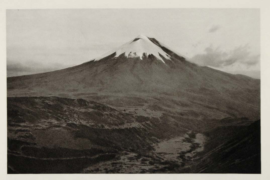 1931 Active Volcano Volcan Cotopaxi Ecuador STUNNING - ORIGINAL PHOTOGRAVURE SA2