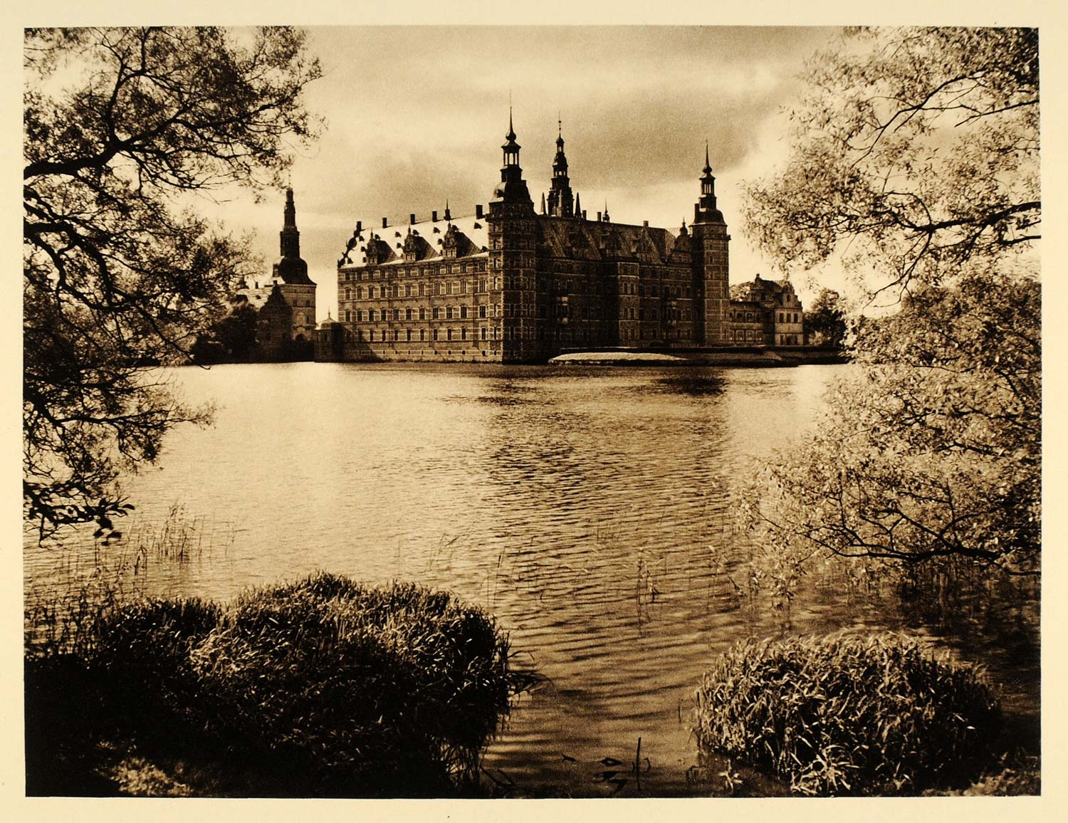 1932 Hillerod HillerÌüd Frederiksborg Castle Museum - ORIGINAL PHOTOGRAVURE SC3