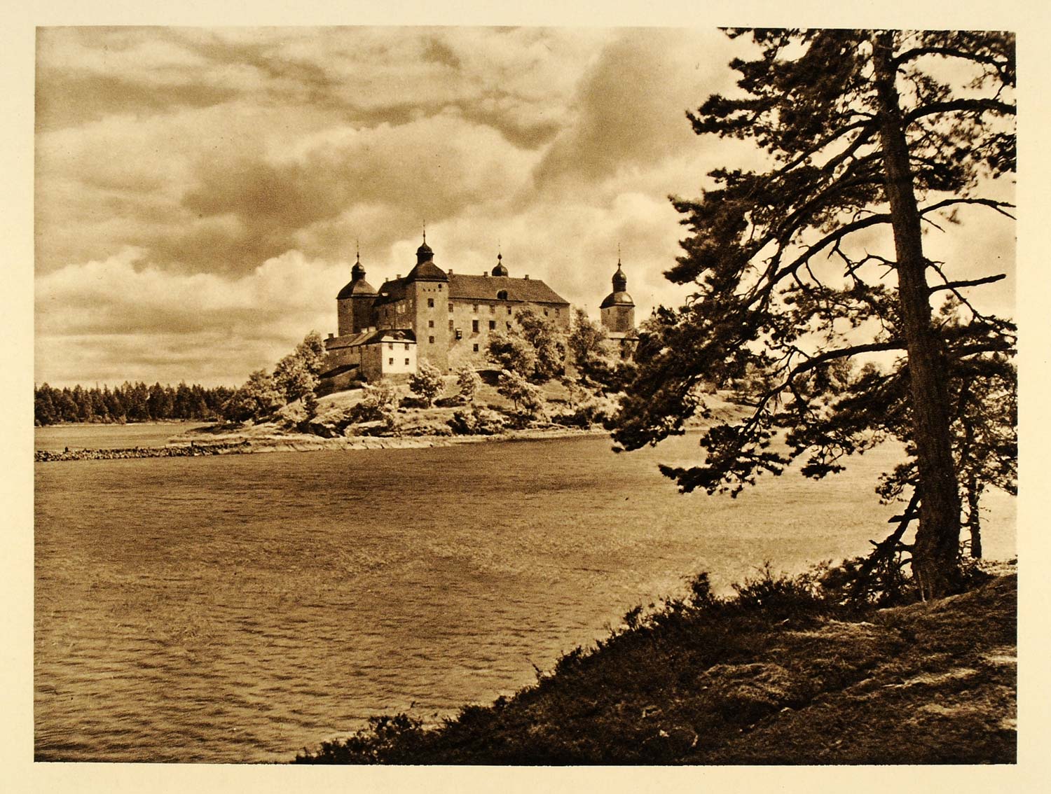 1932 Laeckoe Castle Magnus De La Gardie Lake Vanern - ORIGINAL PHOTOGRAVURE SC3