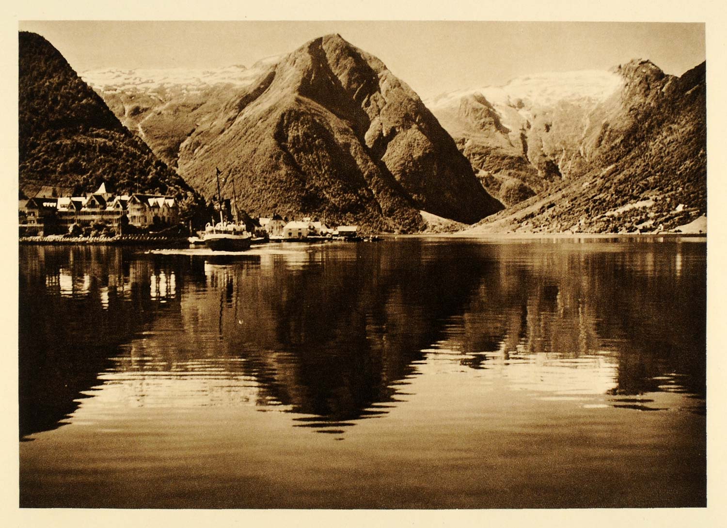 1932 Balholm Sognefjord Fjord Norway Ship Boat Sogn - ORIGINAL PHOTOGRAVURE SC3