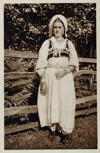 1926 Folk Costume Girl Busovaca Bosnia and Herzegovina - ORIGINAL SLAV1