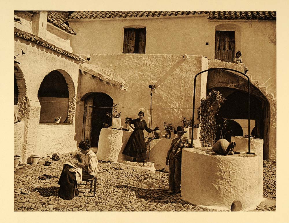 1925 Arcos de la Frontera Spain Courtyard House Women - ORIGINAL SP3
