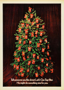 1969 Ad Lark Gas Trap Filter Cigarette Christmas Tree - ORIGINAL ADVERTISING TM3