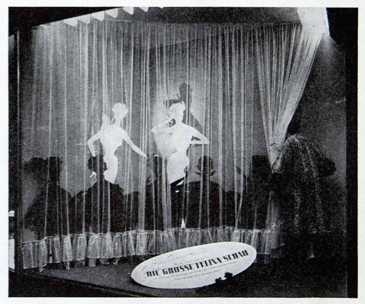 1956 Print Kaufhof Fur Display Advertising Marketing Silhouette Curtain VEN7