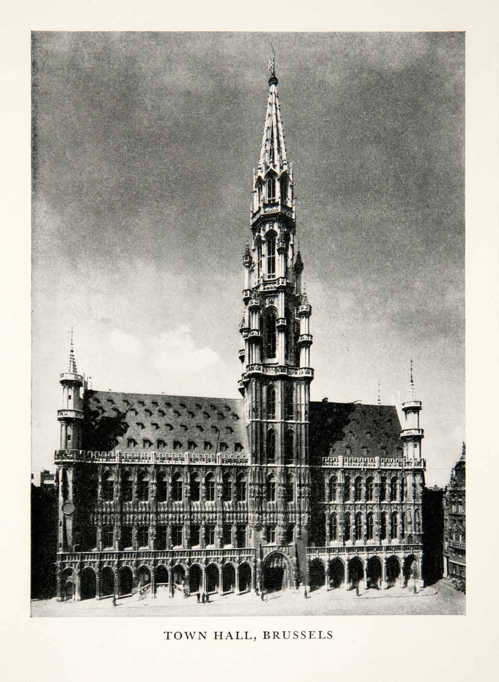 1945 Print Town Hall Brussles Belgium Spire Gothic Square Statue Grand XEU2