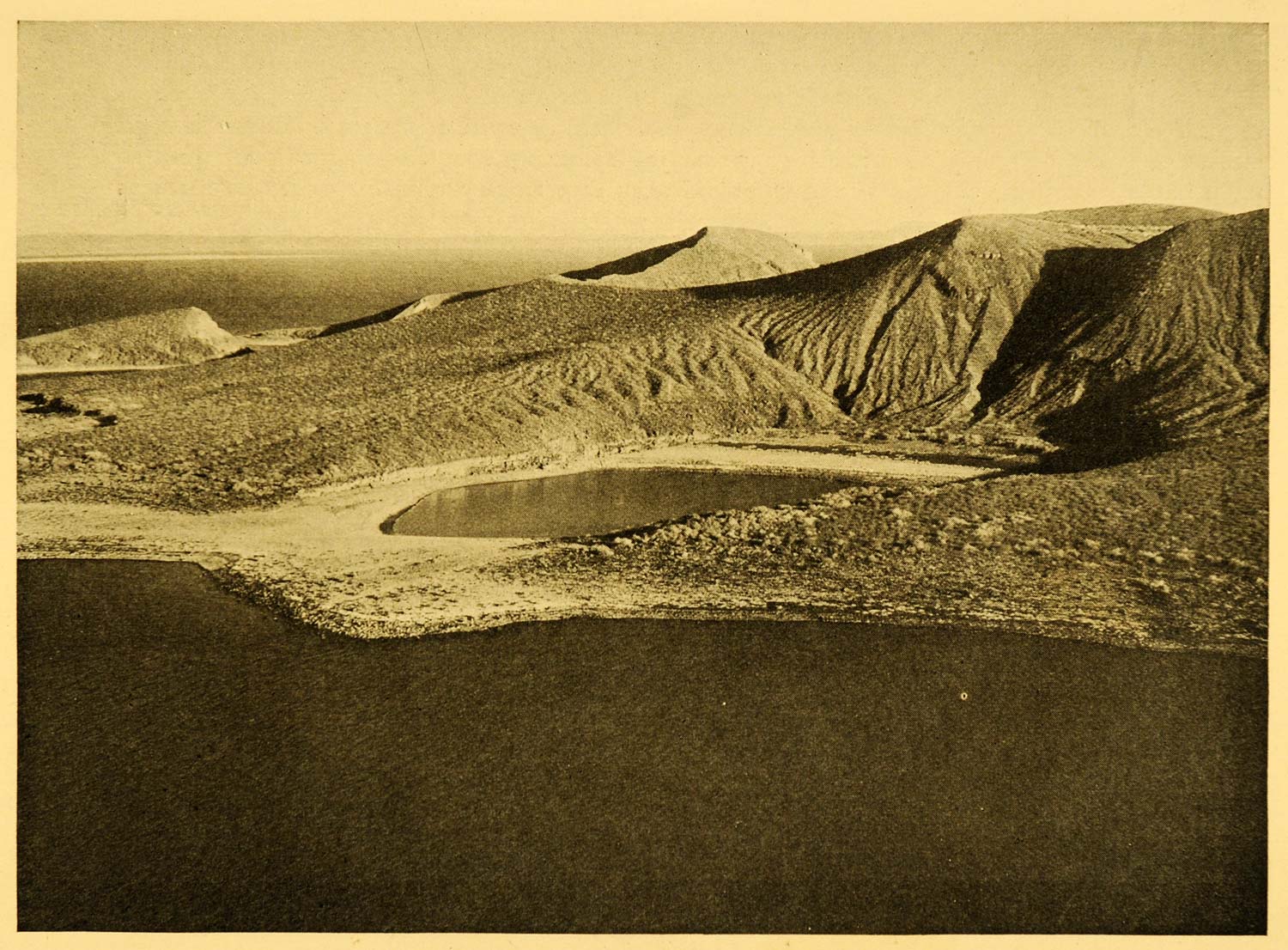 1935 Print Crater Lake Center Island Lake Rudolf Turkana Kenya Rift Valley XGD5