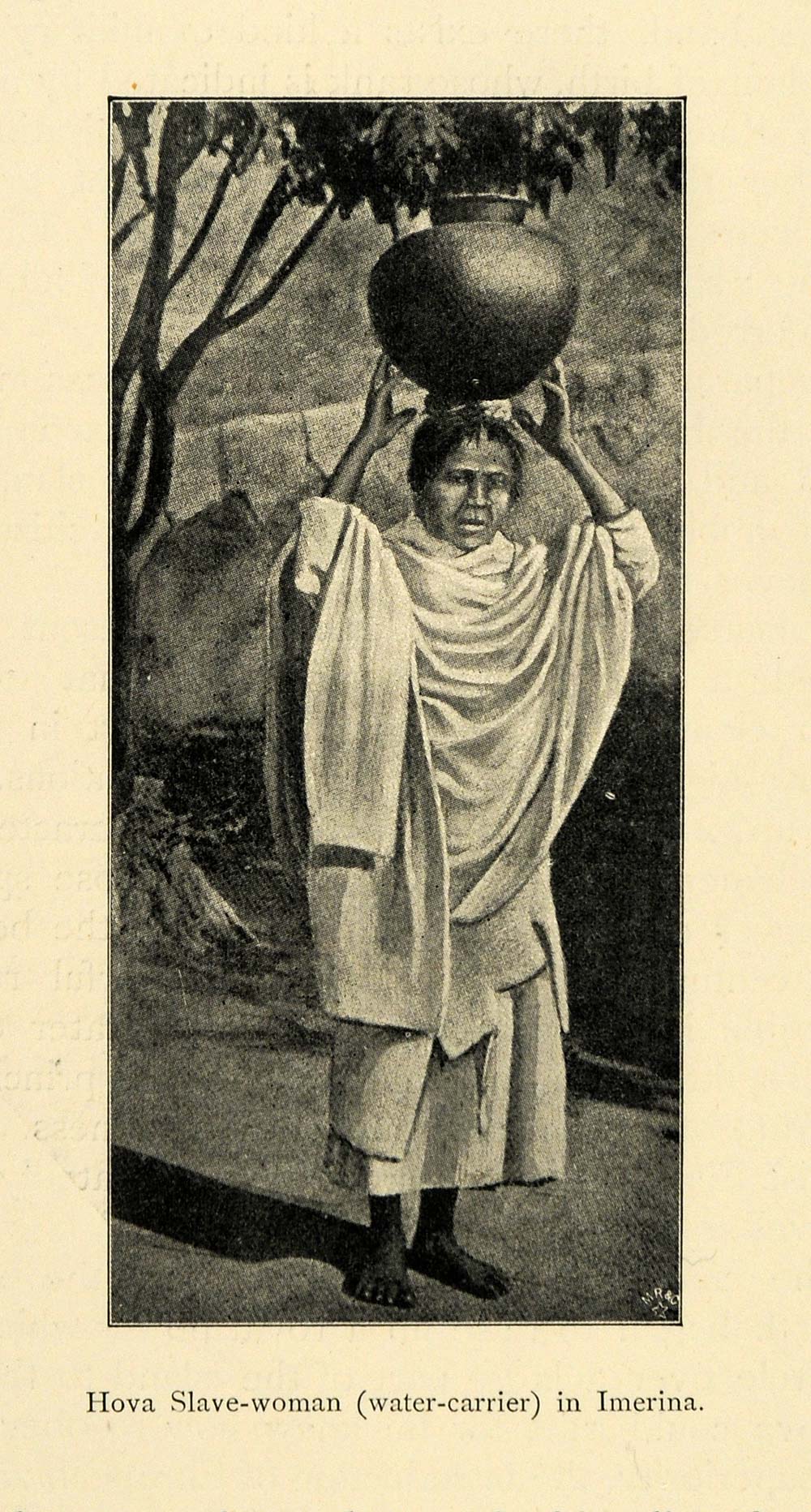 1901 Print Imerina Madagascar Hova Slave Woman Water Carrier Historic Image XGD8