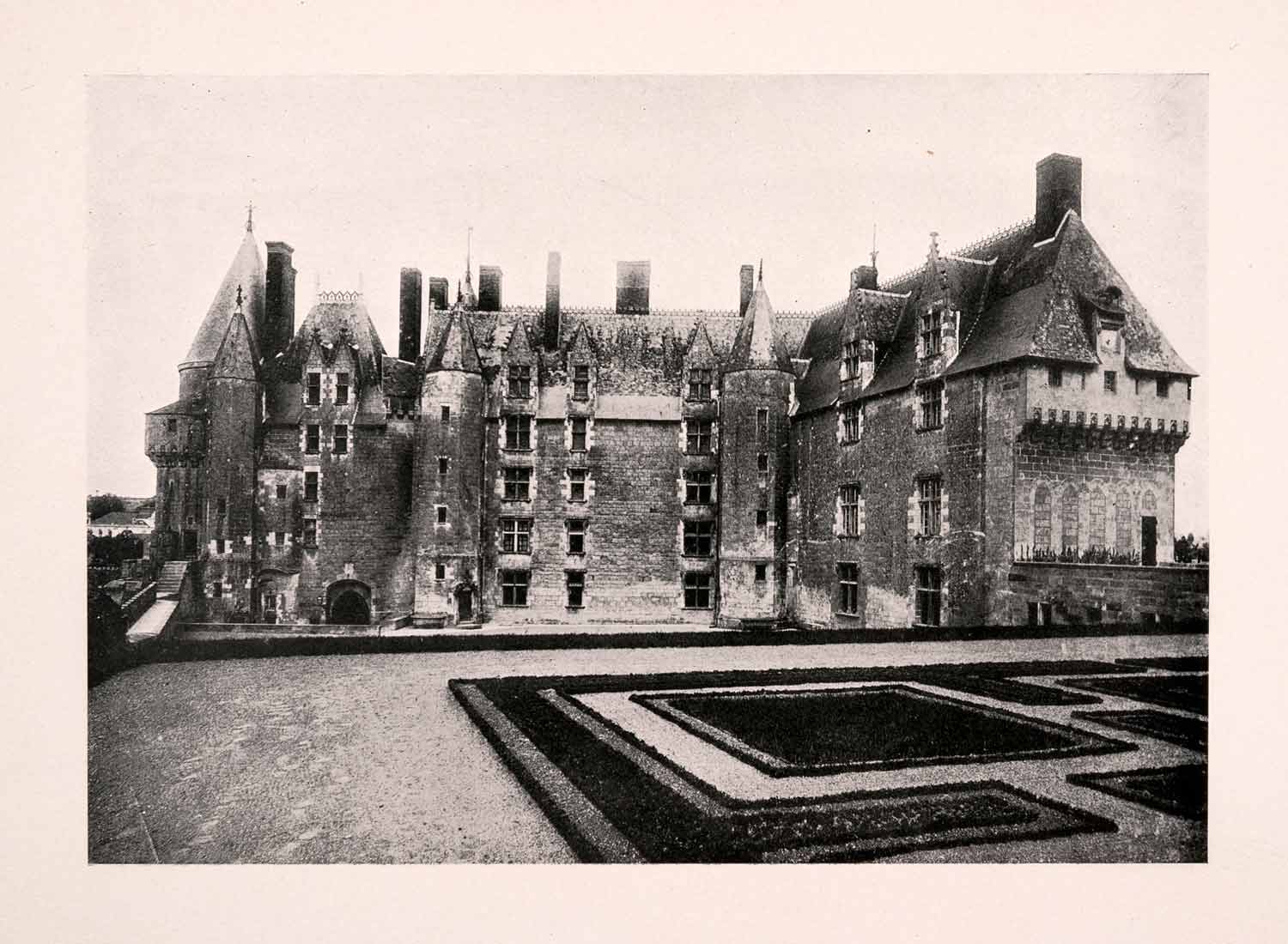 1906 Print Royalty Chateau Langeais Courtyard France Castle Historic XGDA4
