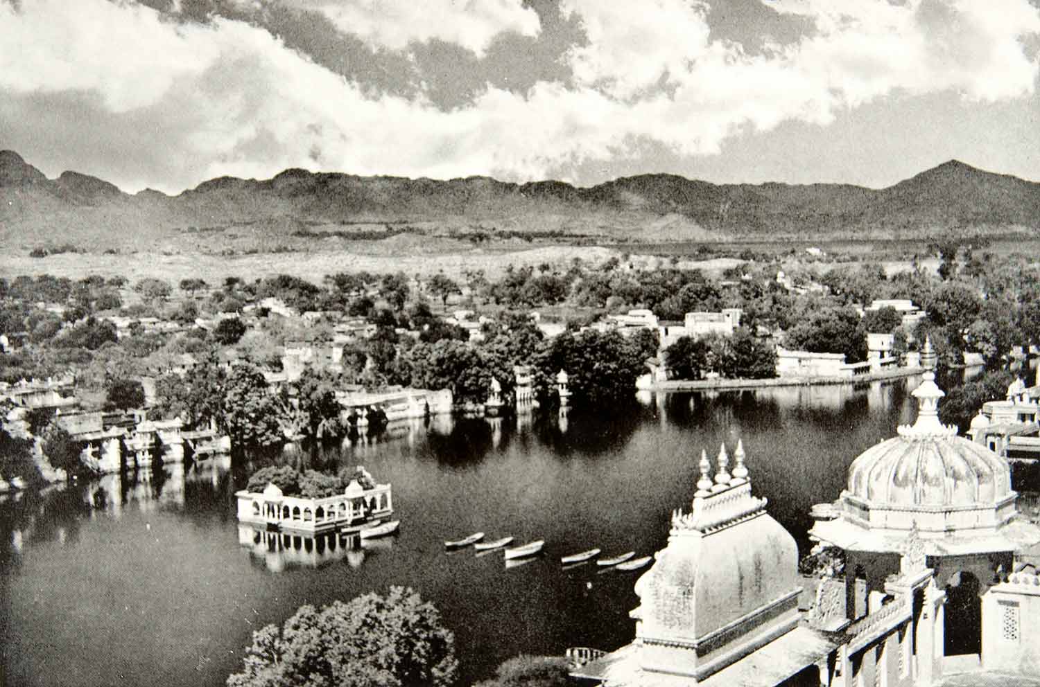 1938 Print Udaipur Pichola Lake Mohammedan Buildings Landscape Mountains XGEC7