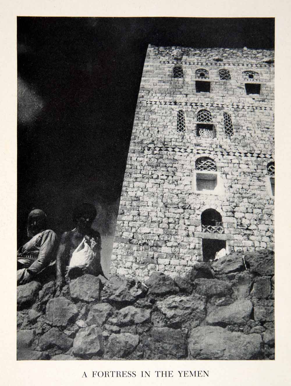 1945 Print Fortress Yemen Historic Landmark Street Scene Middle East XGED7