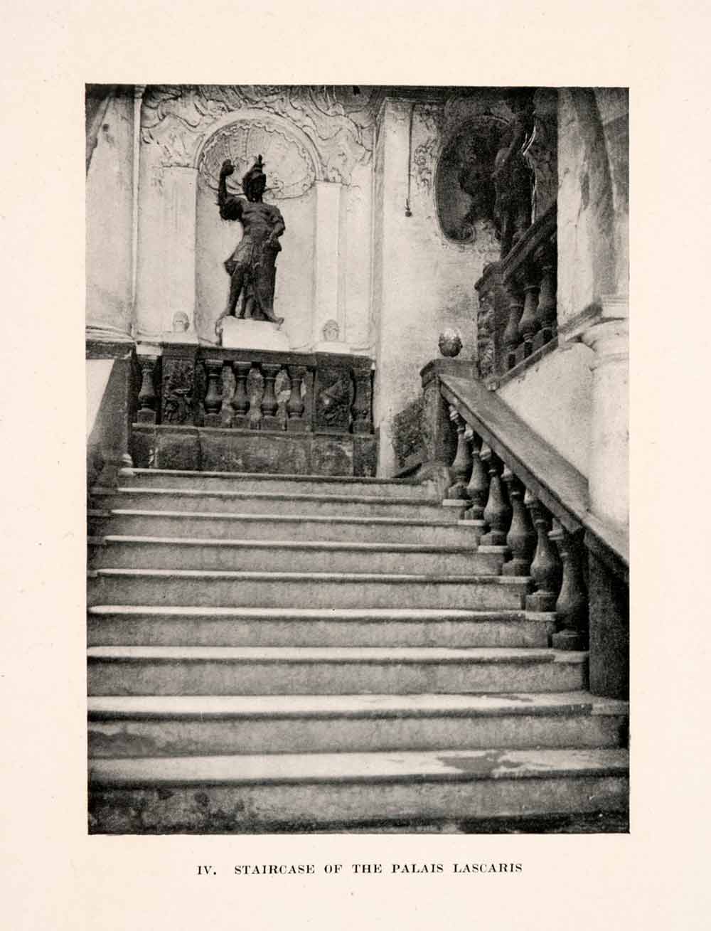 Halftone Print Staircase Palais Lascaris Nice Statue National Monument XGHA9