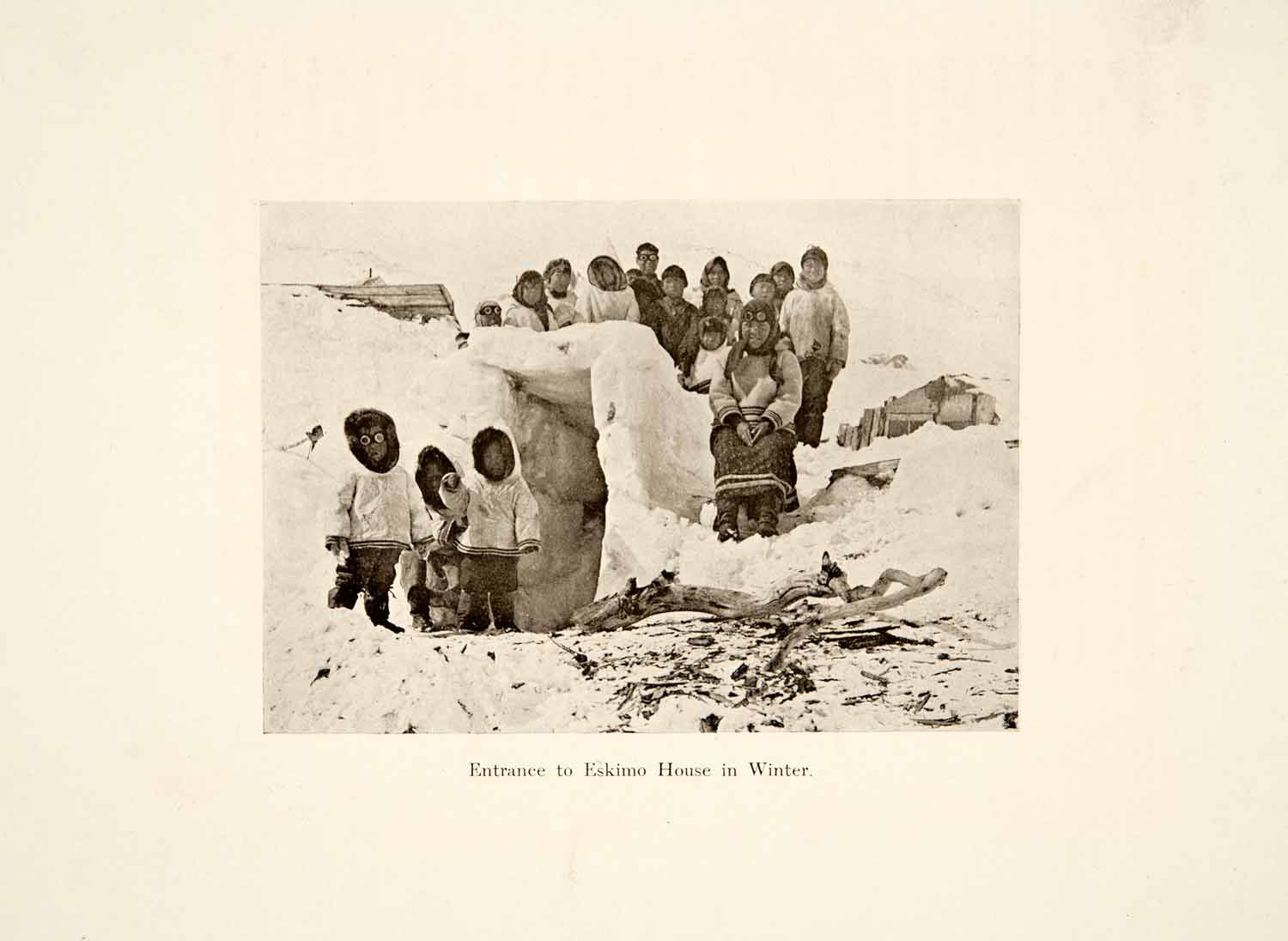 1911 Print Entrance Eskimo Home Igloo Winter Canada Portrait Natives XGOC2