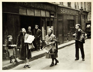 1954 Rotogravure Street Singer Paris Rue Guisarde Accordian Roth Sanford XGRC1