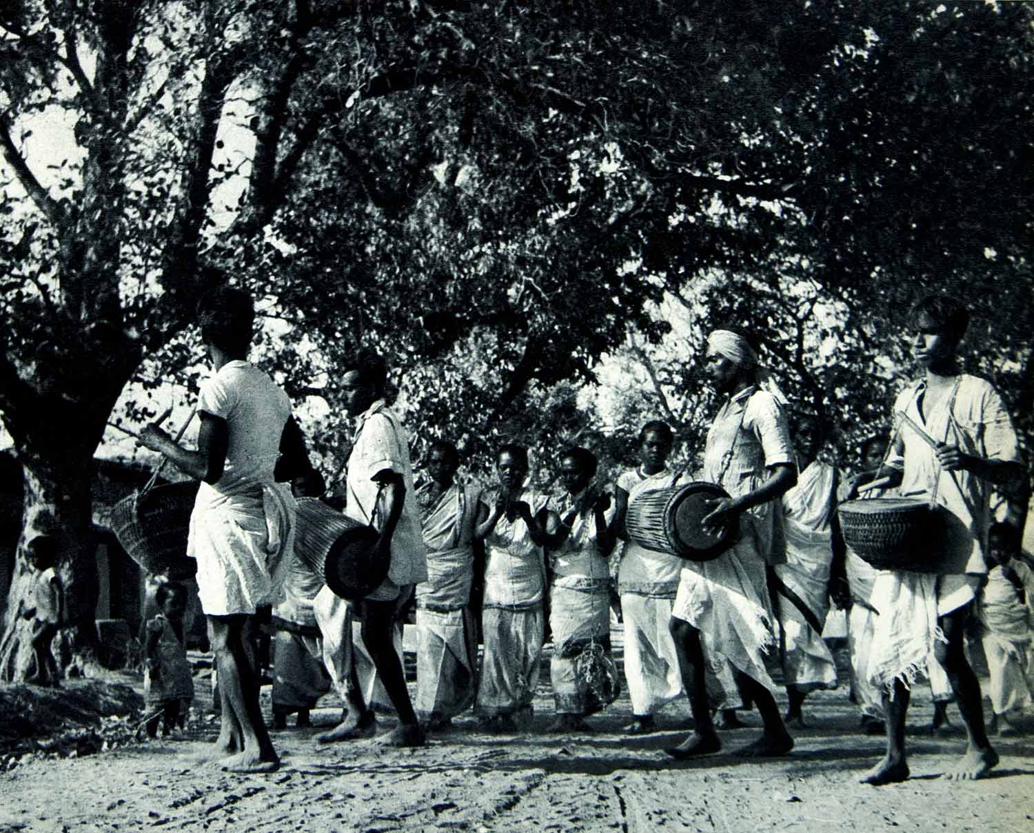 1955 Rotogravure Drummer Santali India Spring Festival Dance Musicians XGRC8