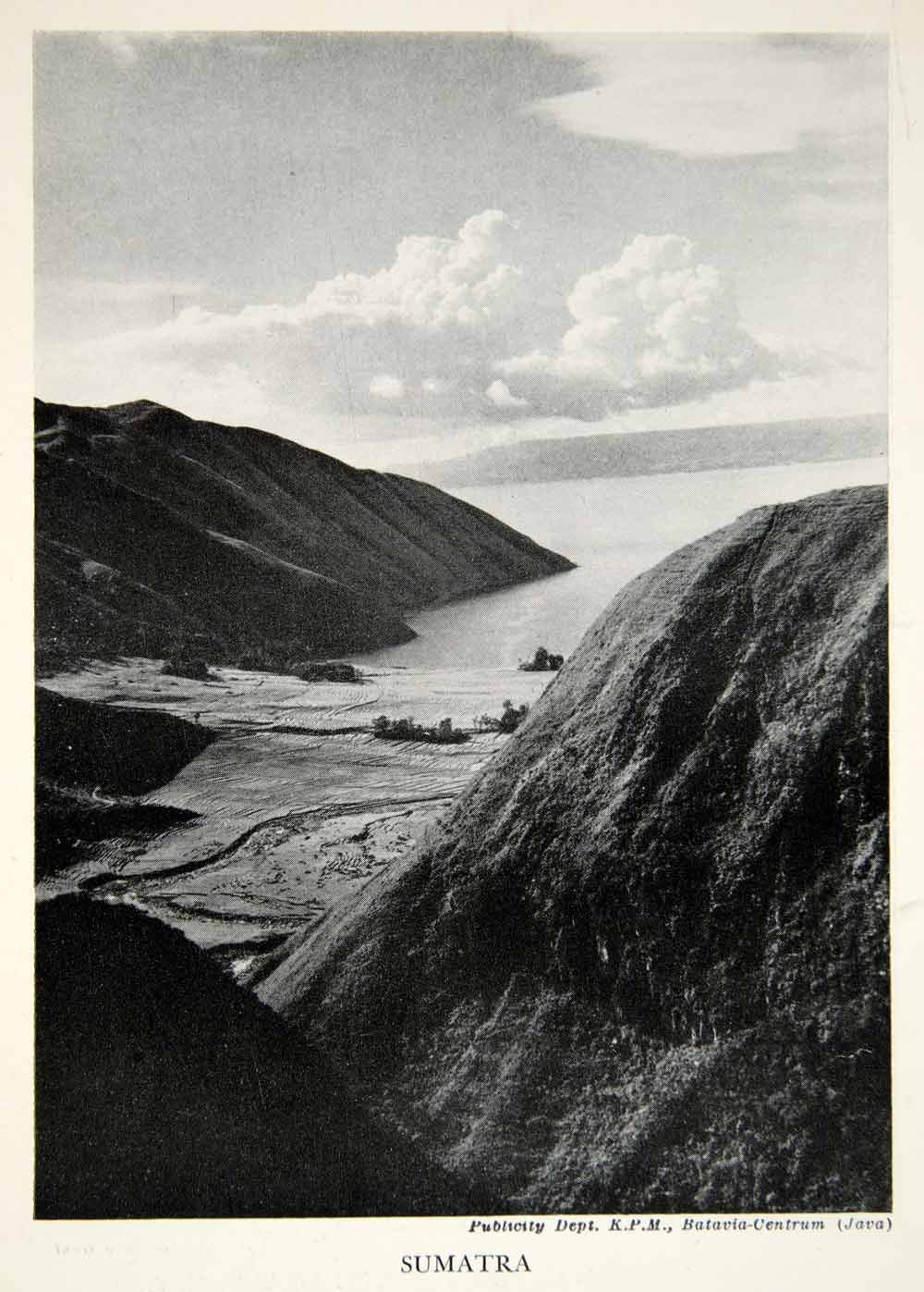 1945 Print Sumatra Landscape Water Hillside Rocks Island Indonesia Asia XGSC6