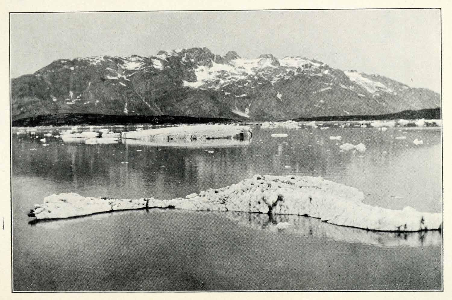 1901 Print Glacier Bay National Park Alaska Iceberg Mountain Nature Ocean XGU5