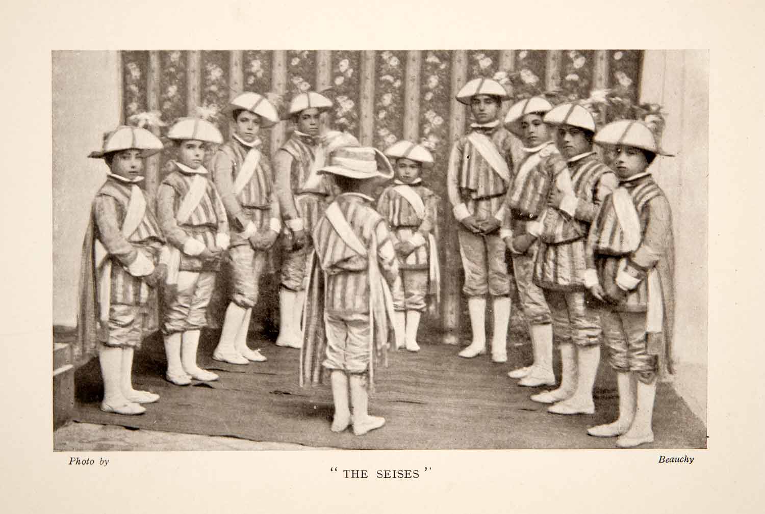 1909 Print Los Seises Choirboys Dance Song Easter Seville Spain Sevilla XGWB9