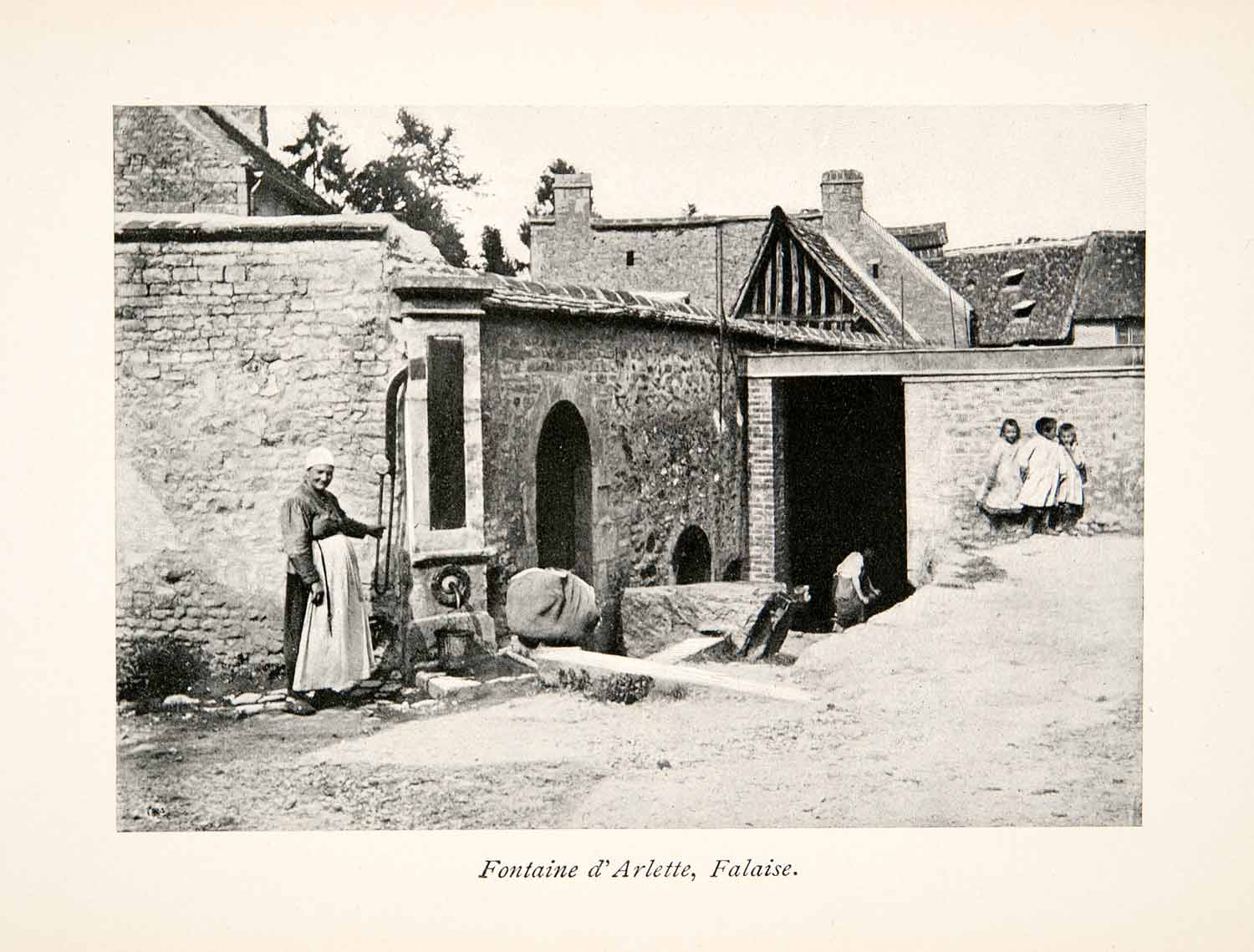 1900 Print Fontaine d'Arlette Falasie France Cityscape Village Portrait XGZB2