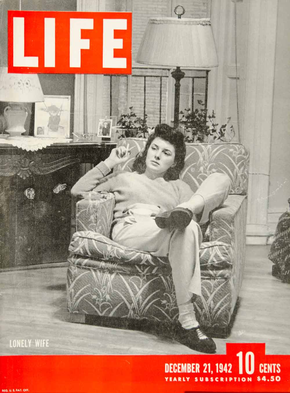 1942 Cover LIFE World War II Lonely Wife Joan Thorsen Home Front John YLMC1